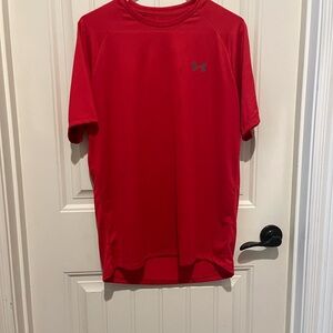 Men’s Under Armor Shirt